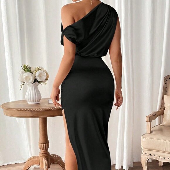Black Elegant Women's Asymmetric Neck Side Slit Dress - Picture 2 of 5